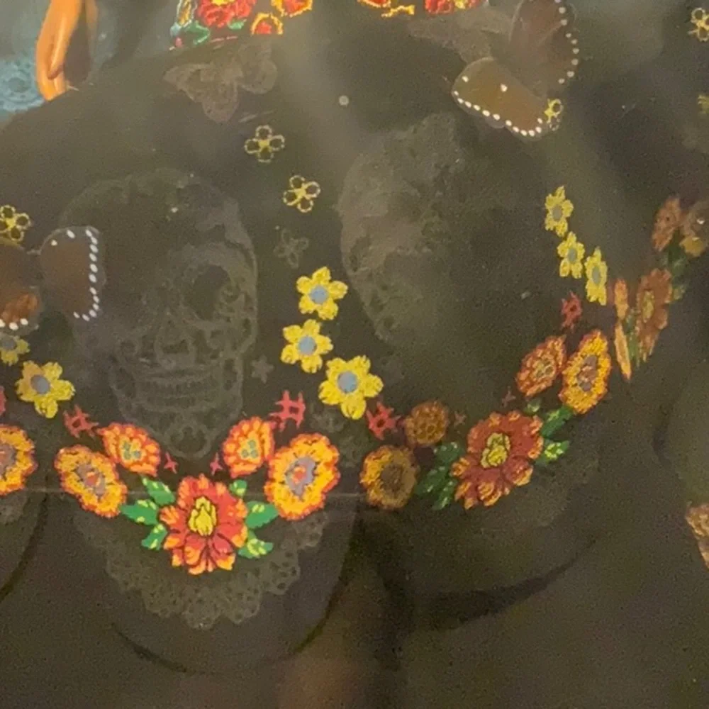 -SEALED- 2019 DIA DE MUERTOS BLACK LABEL SIGNATURE BARBIE - RARE MINT CONDITION! - Picture 14 of 16